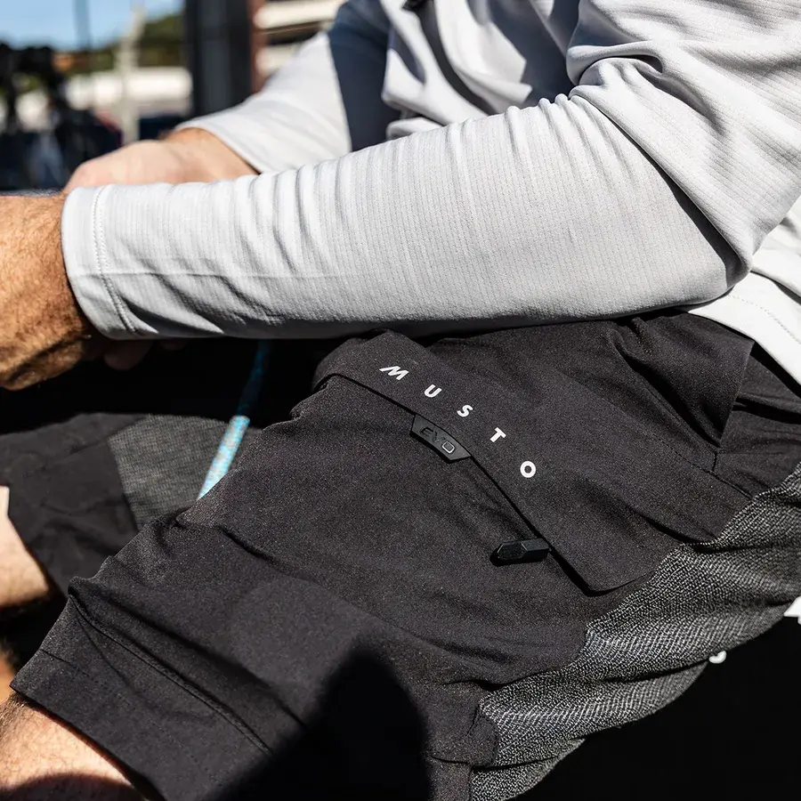 Musto EVO PERFORMANCE STRETCH SHORTS - moške kratke jadralne hlače