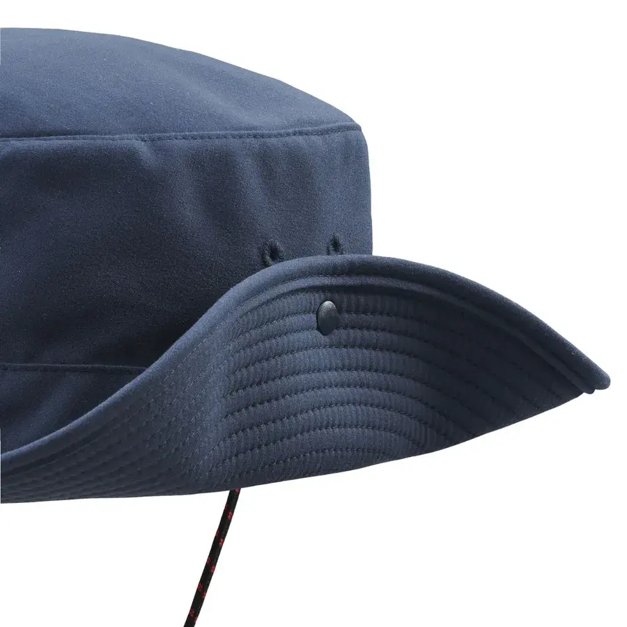 Musto FD BRIMMED HAT - športni zaščitni klobuk