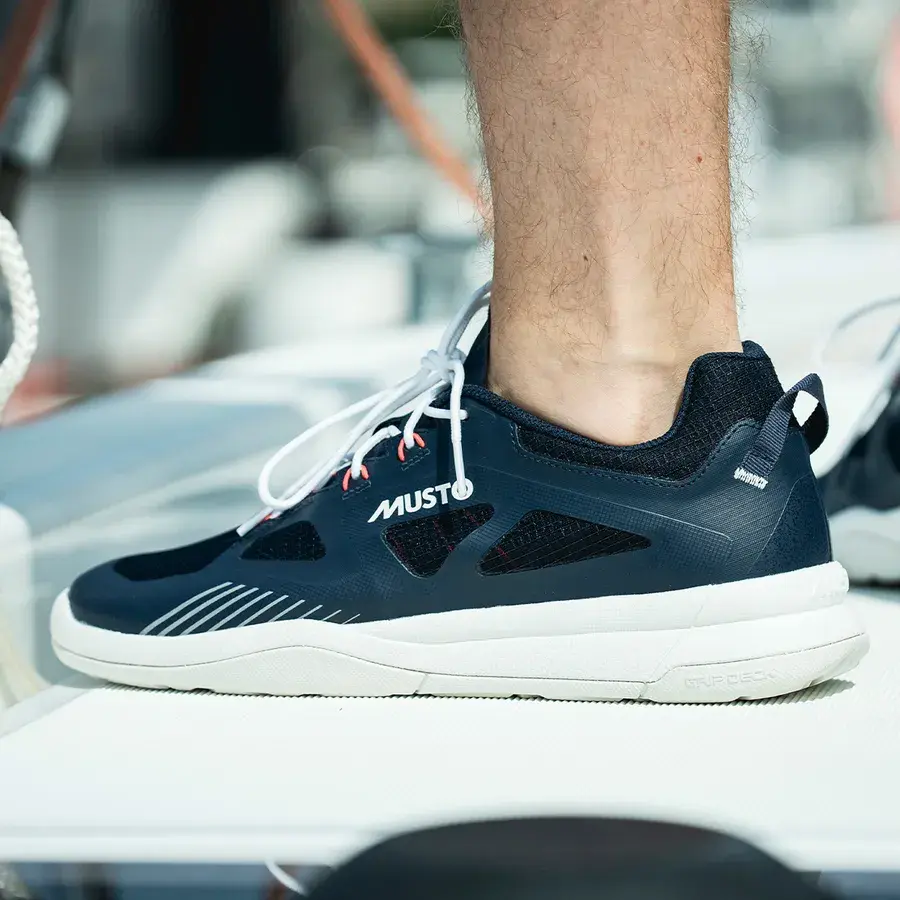 Musto DYNAMIC RACE TRAINER - jadralni športni copati